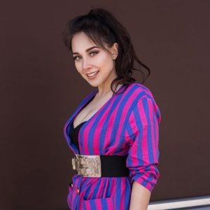 Meet your Posher, Nadya